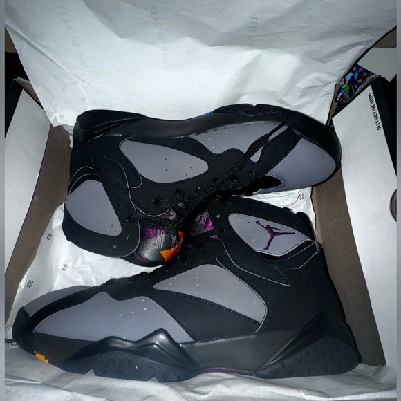 Size 12 DS Air Jordan Bordeaux (2015) - Picture 3 of 7